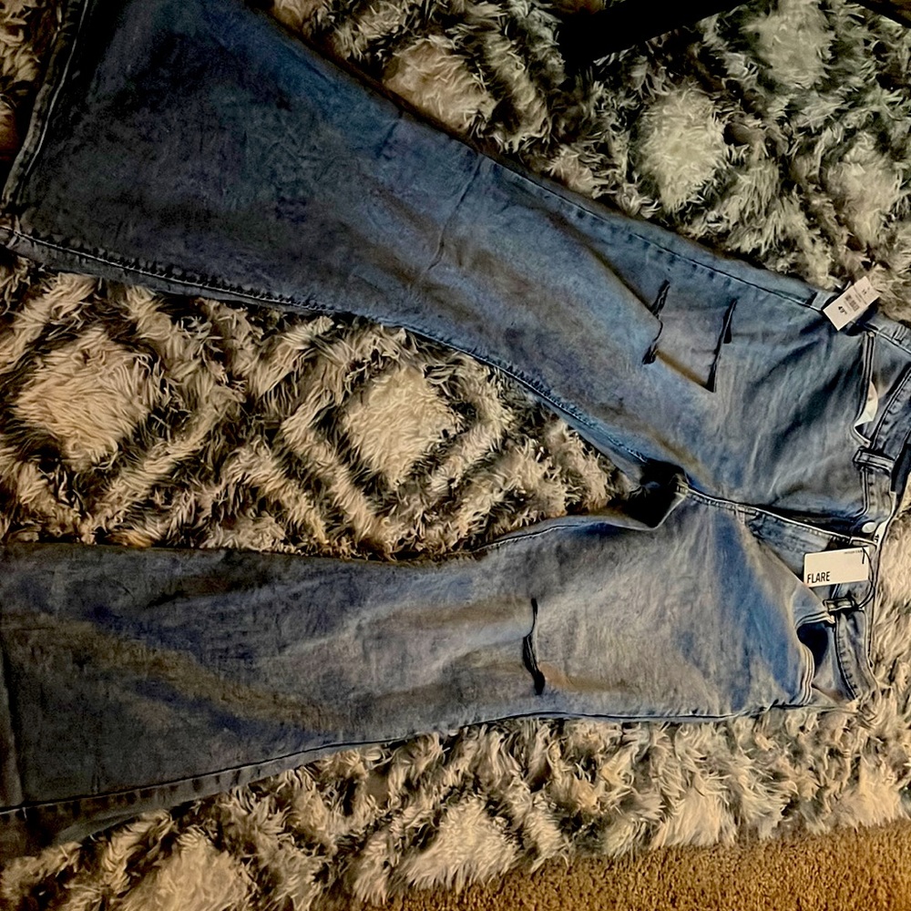New pair of refuge demon jeans. Size 15. Never worn, tag still in place.